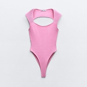 Zara - bodysuit in Pink (size M)